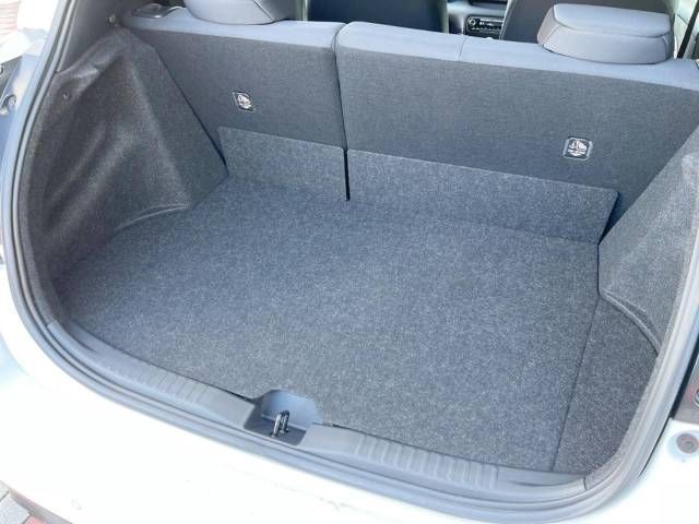 Toyota YARIS 2020-12 9617-11