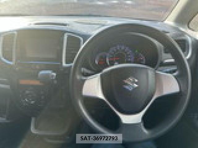 Suzuki SOLIO 2014-01 207755-2