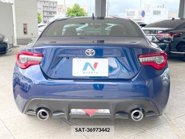 Toyota 86 2017-03 258608-15