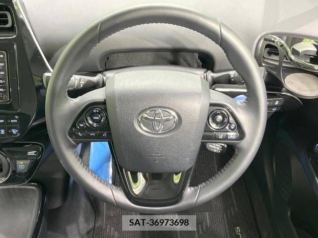 Toyota PRIUS 2020-11 282036-11