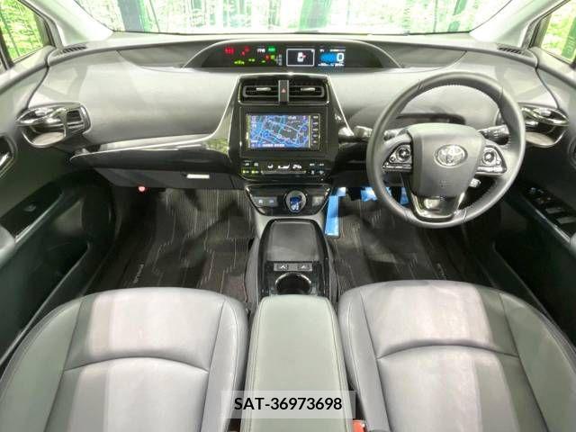 Toyota PRIUS 2020-11 282036-1