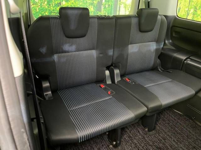 Toyota VOXY 2016-12 189945-10