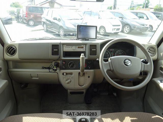 Suzuki EVERY 2010-06 301753-12