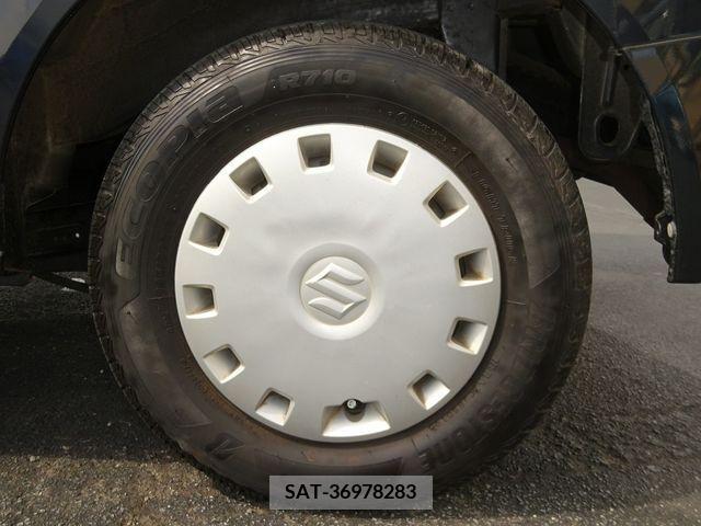 Suzuki EVERY 2010-06 301753-6