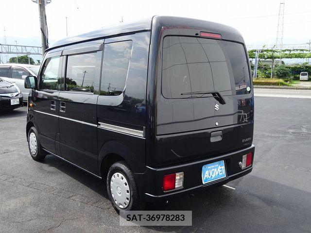 Suzuki EVERY 2010-06 301753-5