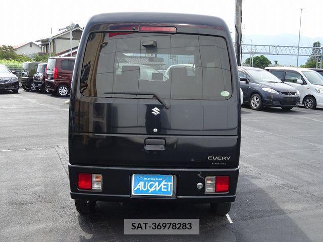 Suzuki EVERY 2010-06 301753-4