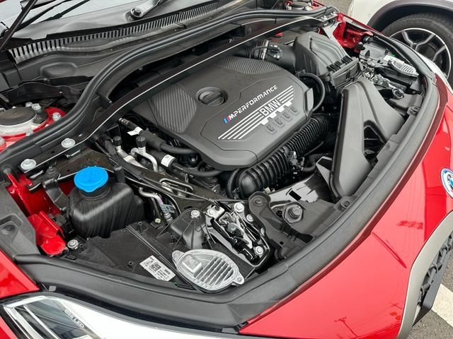 Bmw 1 SERIES 2023-05 21595-6