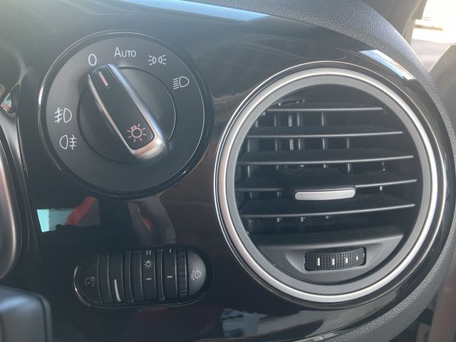 VolksWagen THE BEETLE 2019-07 186924-27
