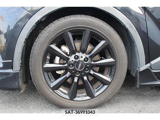 Toyota C-HR 2017-09 357865-12