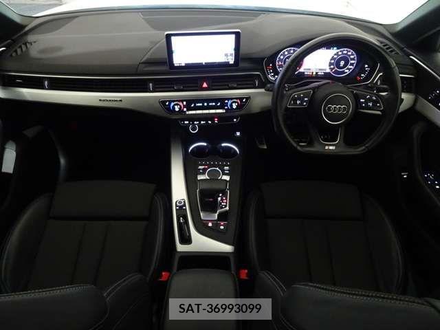 Audi A4 2019-09 356487-9