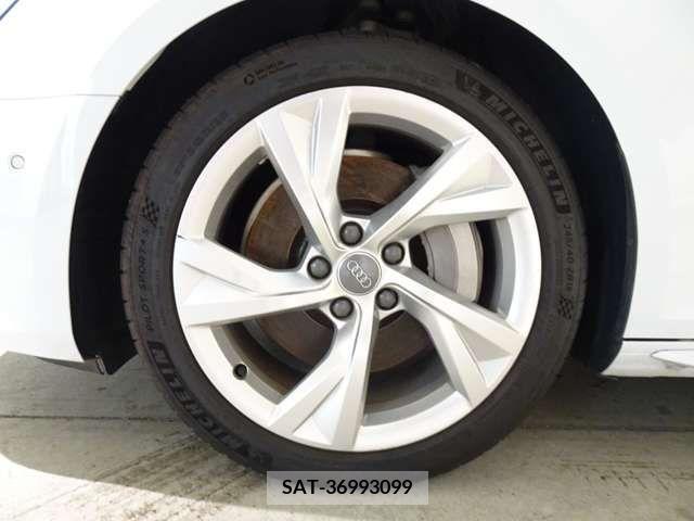 Audi A4 2019-09 356487-7