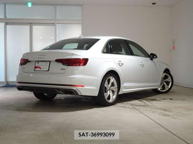 Audi A4 2019-09 356487-1