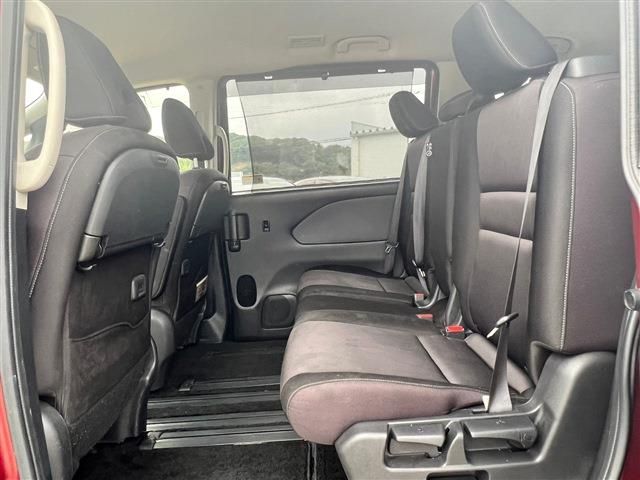 Nissan SERENA 2018-05 8384-3