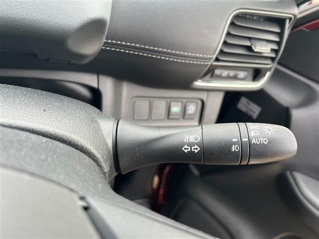 Nissan SERENA 2018-05 8384-28