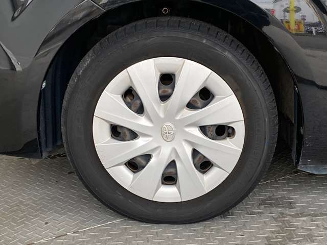 Toyota SPADE 2015-07 19594-15
