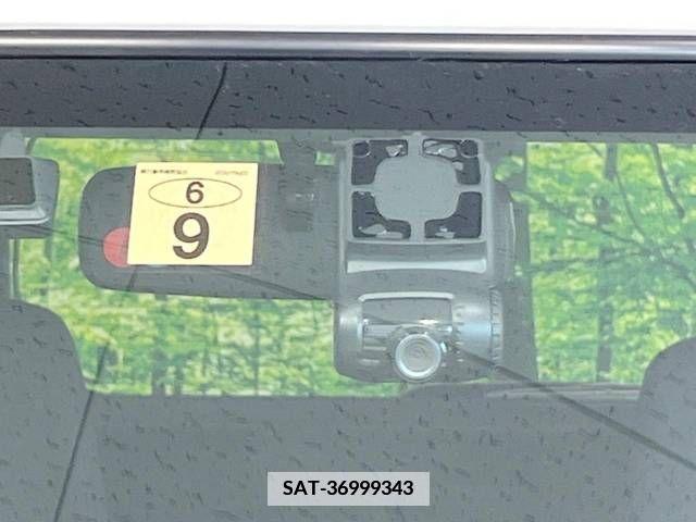 Daihatsu WAKE 2015-09 371094-4