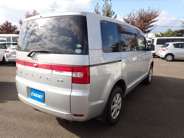Mitsubishi DELICA D5 2014-11 194927-8