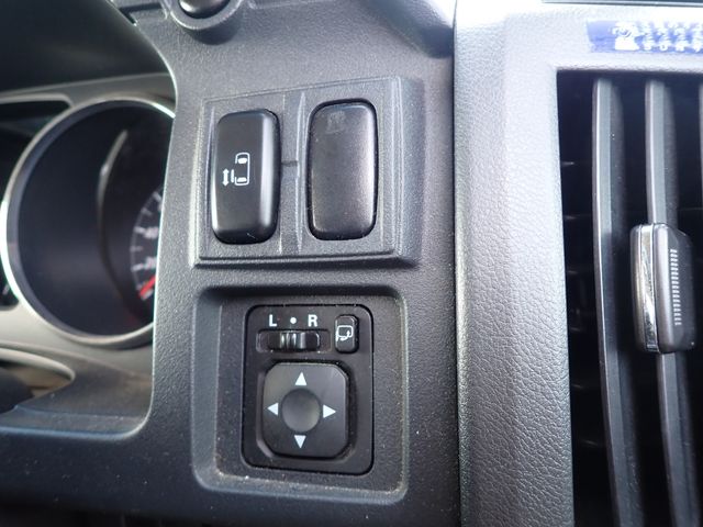 Mitsubishi DELICA D5 2014-11 194927-13