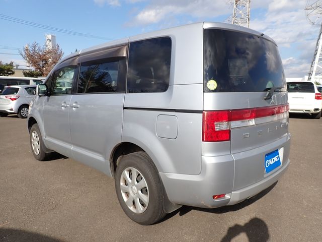 Mitsubishi DELICA D5 2014-11 194927-2