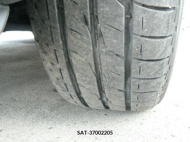 Nissan JUKE 2012-01 225181-19