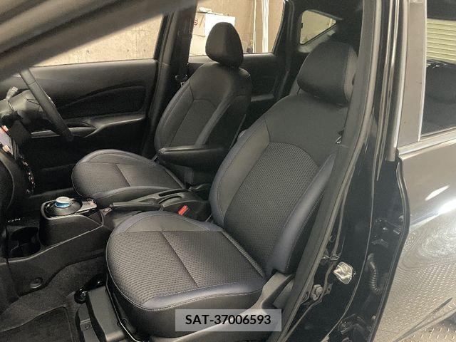 Nissan NOTE 2018-10 349858-10