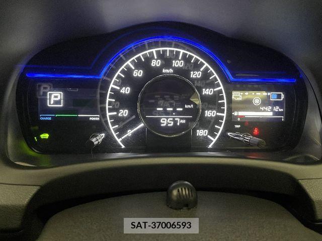 Nissan NOTE 2018-10 349858-25