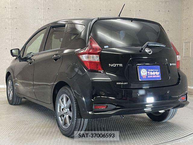 Nissan NOTE 2018-10 349858-2