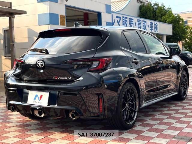 Toyota COROLLA 2023-06 304861-17