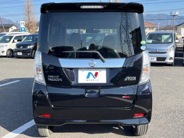 Nissan DAYZ ROOX 2018-02 443-15