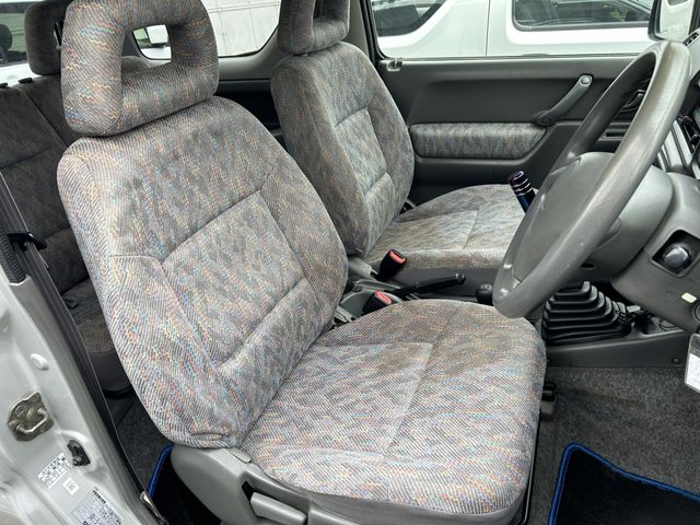 Suzuki JIMNY 1999-11 22435-9