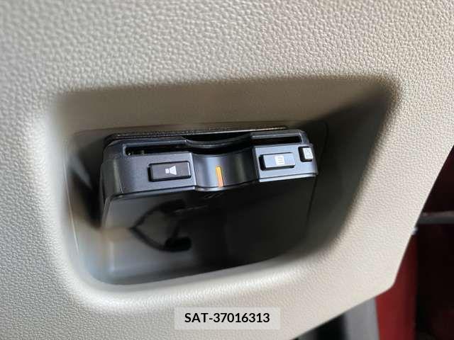 Daihatsu CAST 2017-11 233679-11
