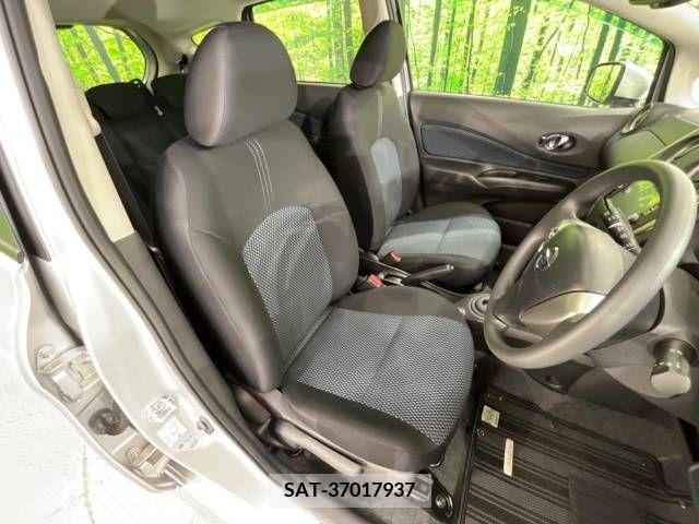 Nissan NOTE 2015-12 302389-8