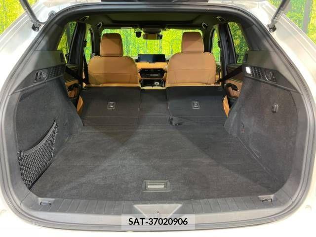 Mazda CX-60 2023-06 266512-12