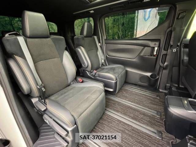 Toyota ALPHARD 2021-05 206654-9