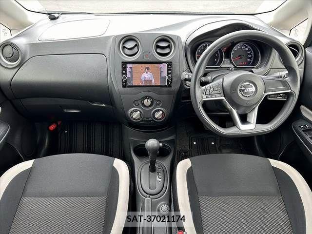 Nissan NOTE 2018-02 392944-1