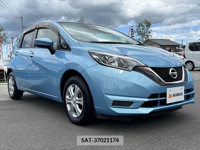 Nissan NOTE 2018-02 392944-7