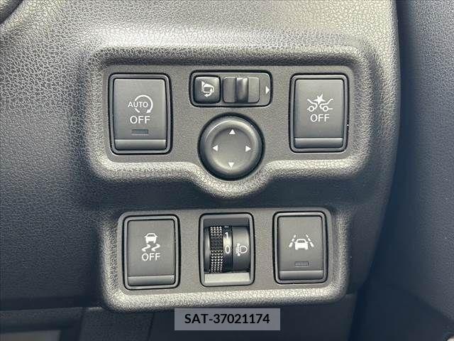 Nissan NOTE 2018-02 392944-5