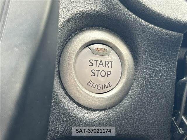 Nissan NOTE 2018-02 392944-6