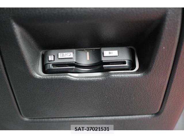 Mazda MAZDA3 2020-01 301063-5