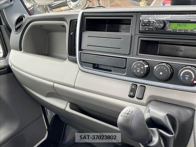 Mitsubishi CANTER 2024-03 263884-4