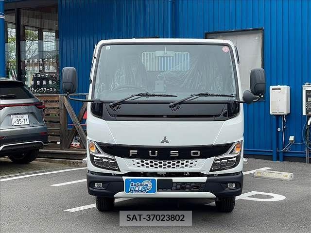 Mitsubishi CANTER 2024-03 263884-10