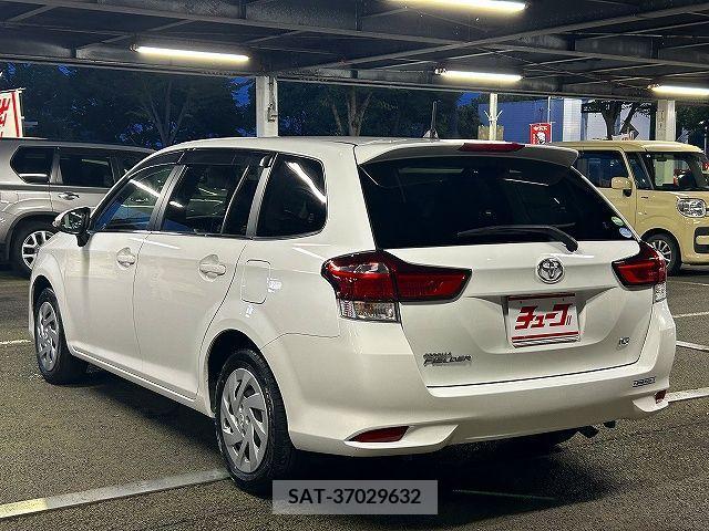 Toyota COROLLA FIELDER 2018-08 329773-8