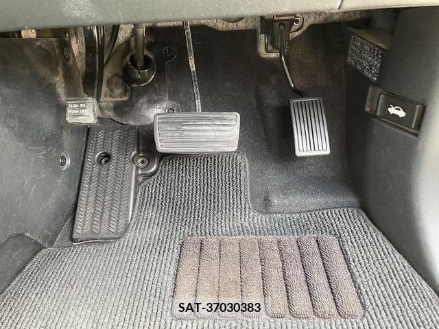 Honda e 2013-11 377127-13