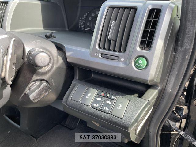 Honda e 2013-11 377127-14