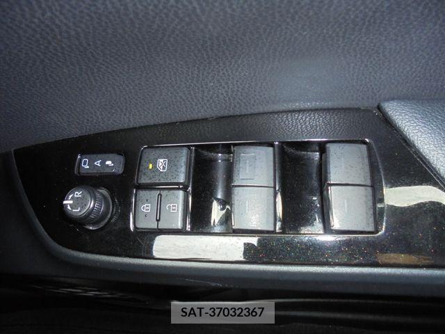 Toyota PRIUS 2019-03 384157-25