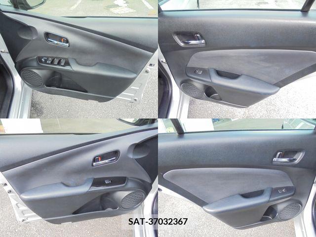 Toyota PRIUS 2019-03 384157-14