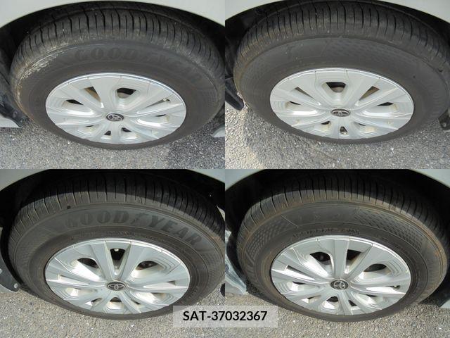 Toyota PRIUS 2019-03 384157-26