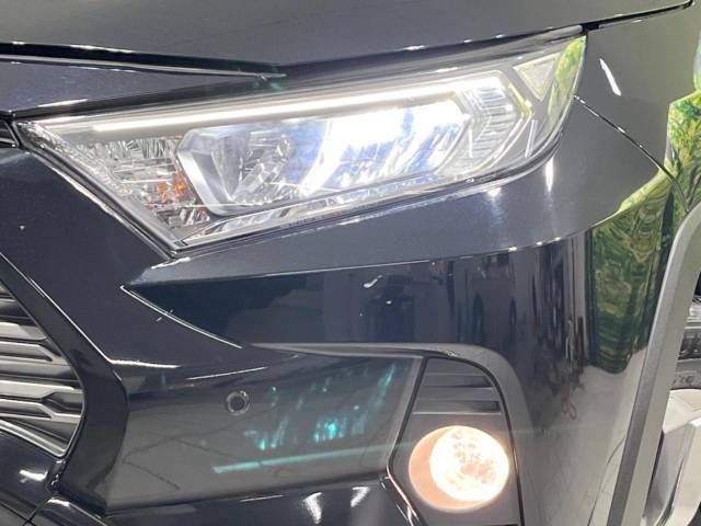 Toyota RAV4 2020-11 186967-12