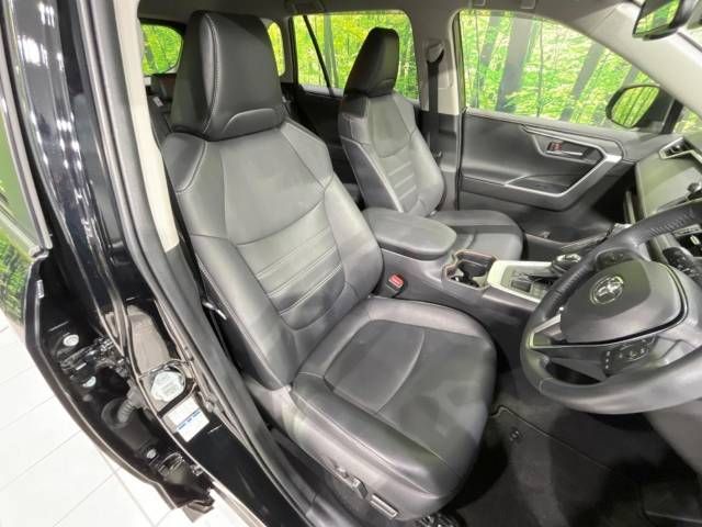 Toyota RAV4 2020-11 186967-8