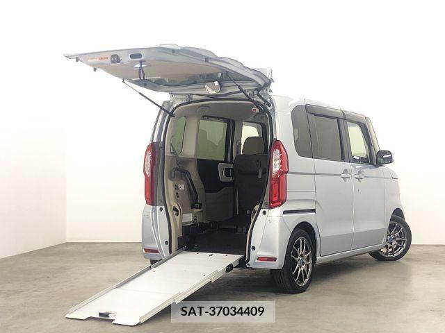 Honda N BOX CUSTOM 2018-06 278966-0